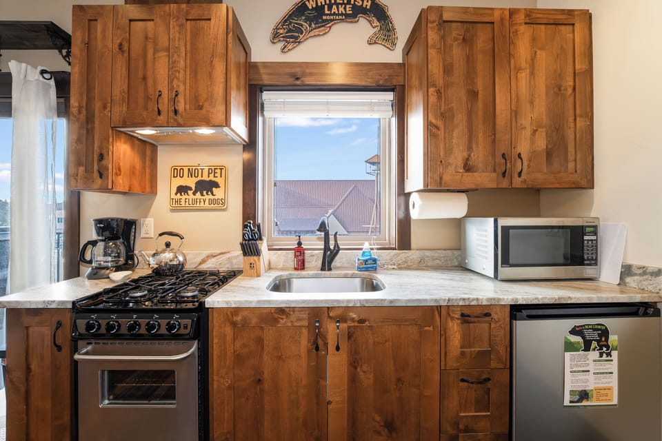 Functional kitchen perfect for couple exploring Montana.