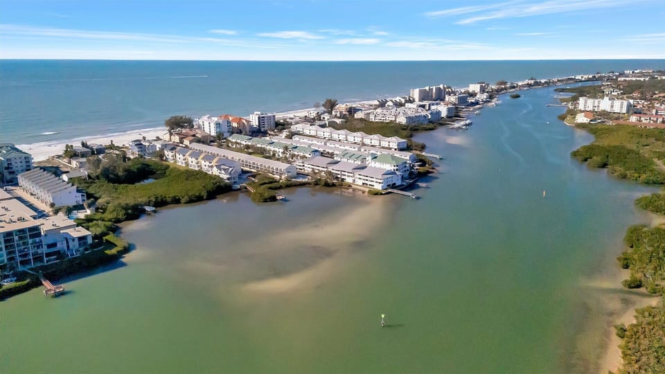 Aerial view of the intracoastal waterway