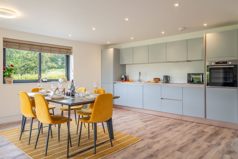Ground floor: Kitchen equipped with a microwave and a Lavazza Mio coffee machine