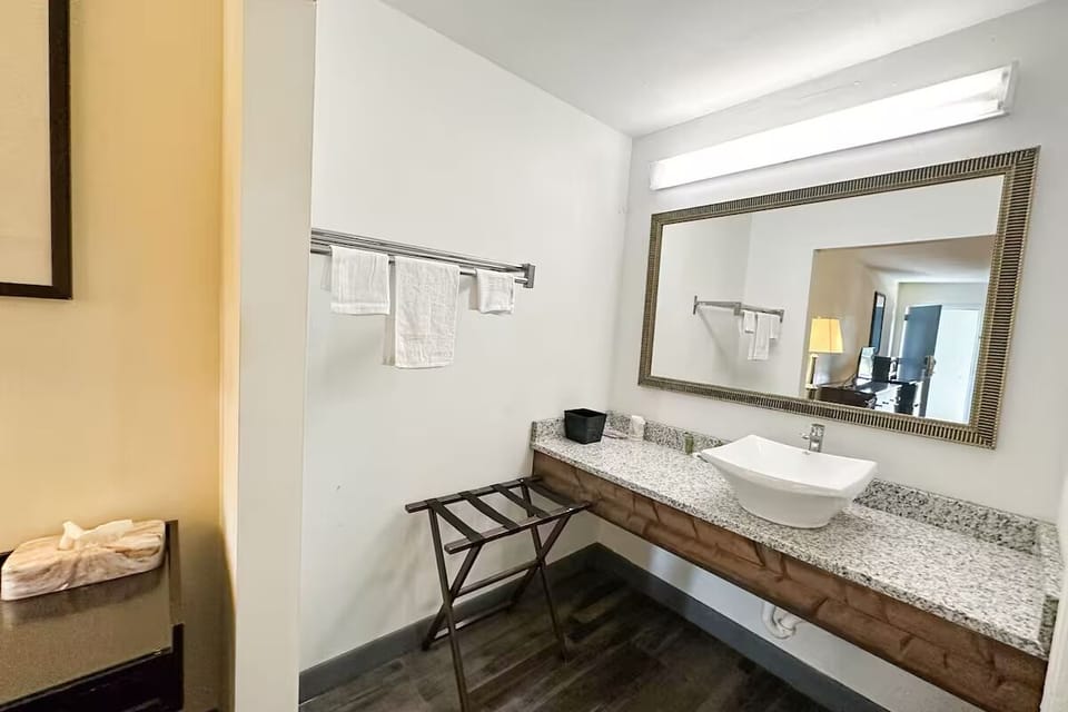 Get ready easily with generous counter space and fresh towels.