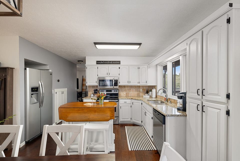 Breakfast bar for extra seating.  