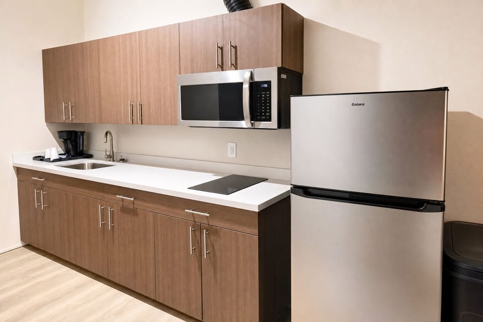 Stock the fridge and enjoy simple meals anytime you like.