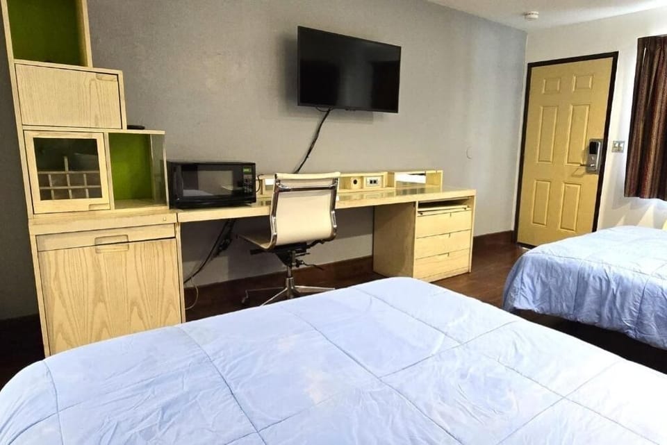 Bedroom. Interior and views may vary based on location and availability.