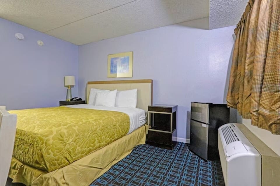 Bedroom. Interior and views may vary based on location and availability