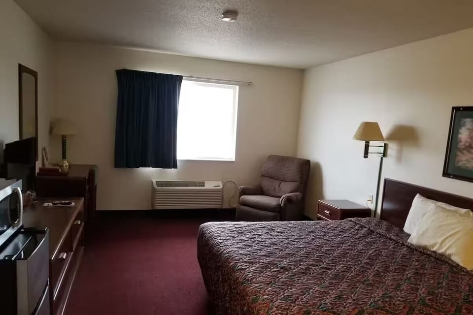 Bedroom. Interior and views may vary based on location and availability