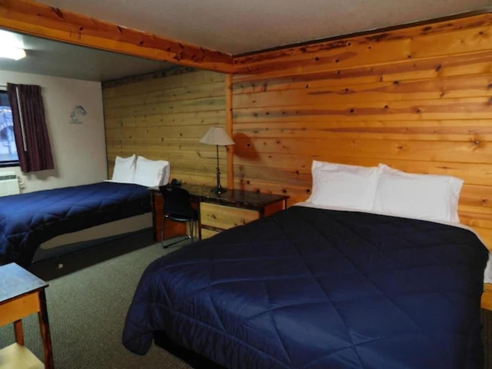 Bedroom. Interior and views may vary based on location and availability