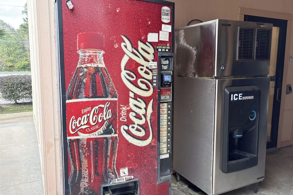 Grab a cold drink and ice whenever you need it.