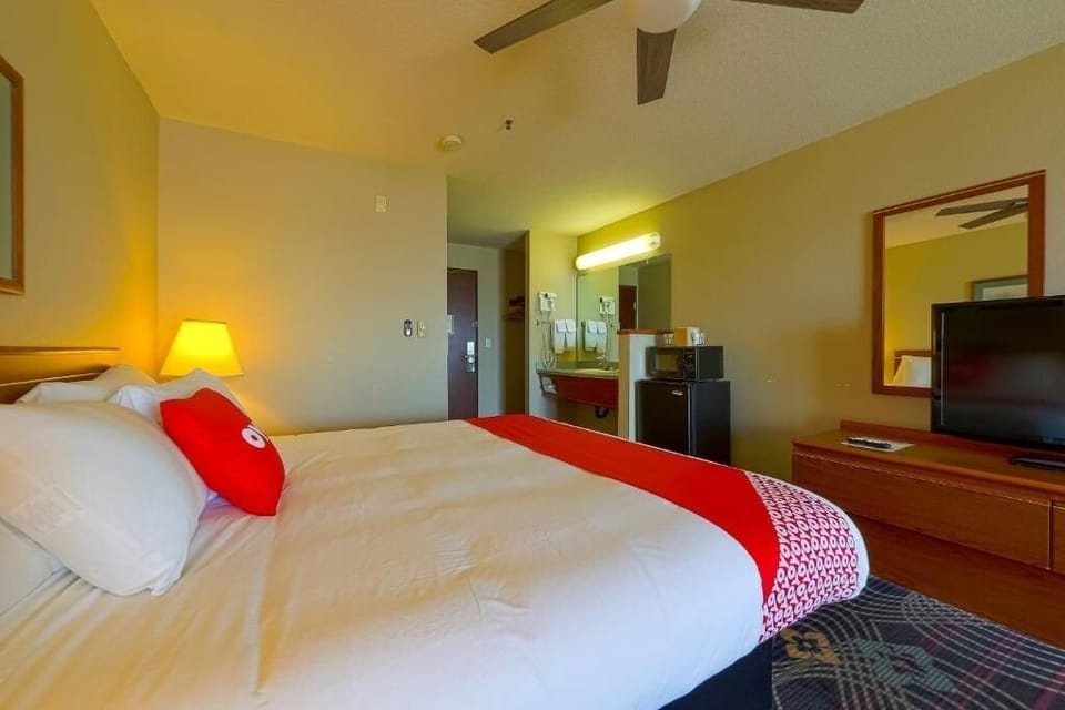 Bedroom. Interior and views may vary based on location and availability.