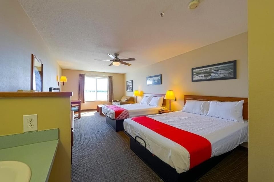 Bedroom. Interior and views may vary based on location and availability.