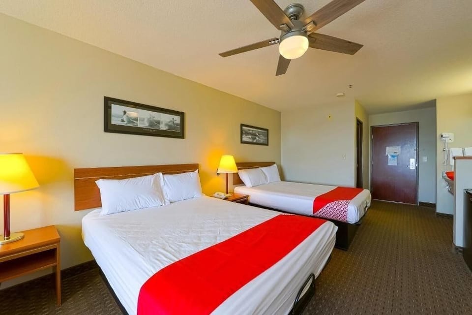 Bedroom. Interior and views may vary based on location and availability.