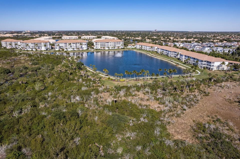 Aerial view of the lakefront resort community.