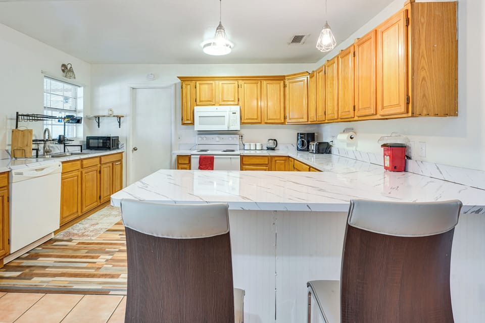 Kitchen | Drip Coffee Maker
