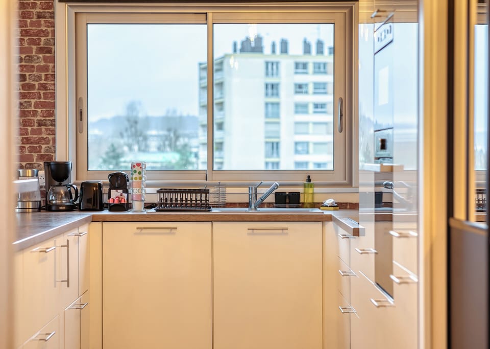 Cuisine équipée et fonctionnelle 