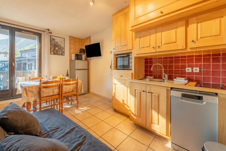 Kitchen and dining area