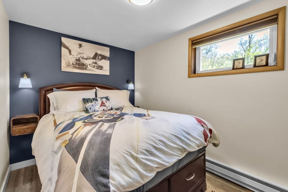 Queen bedroom.