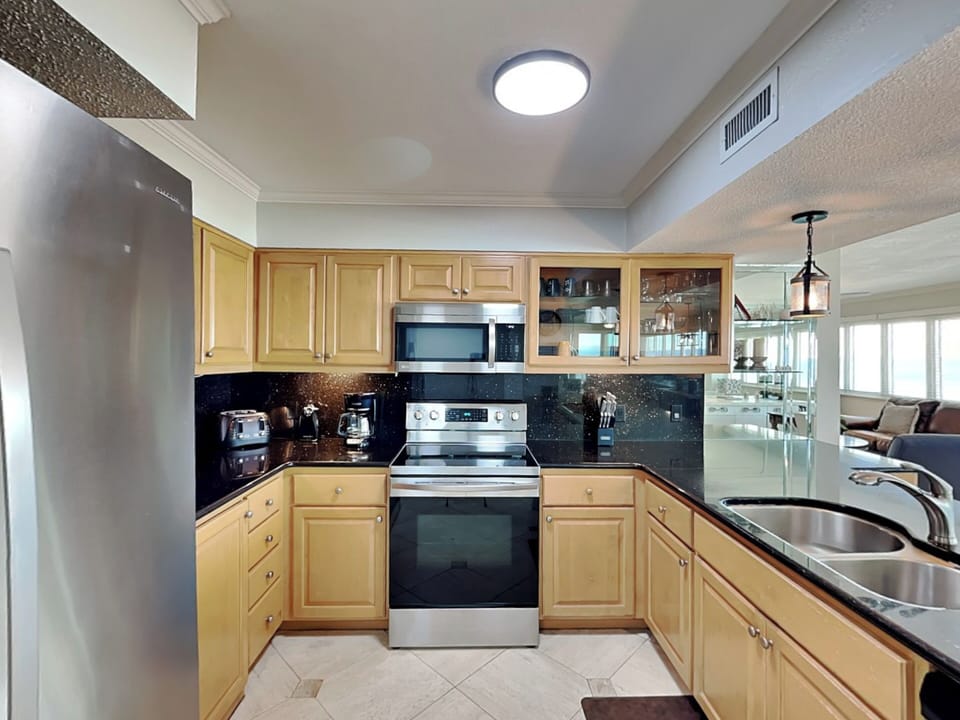 Kitchen - Modern Appliances