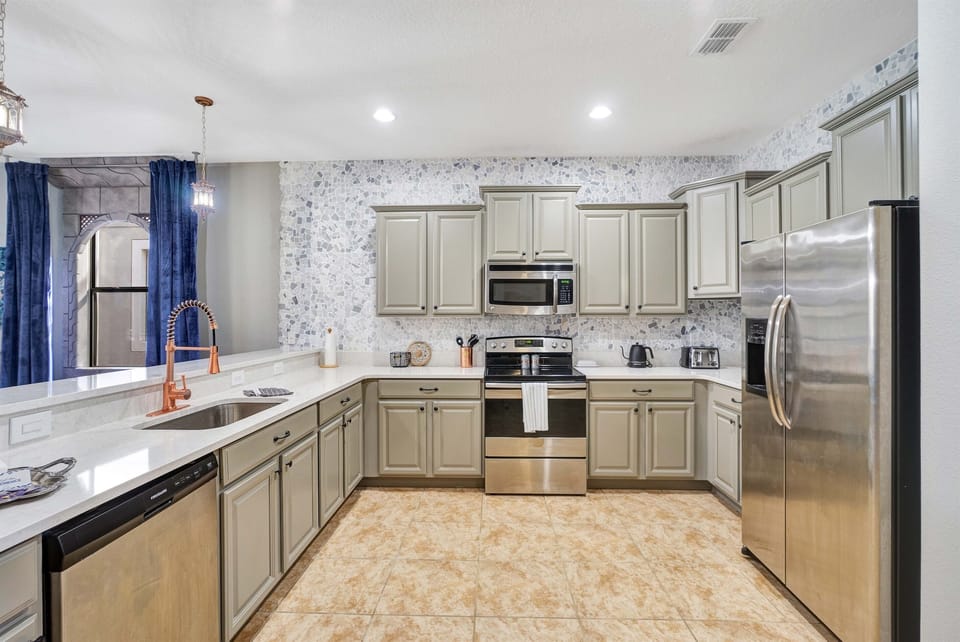 Fully stocked kitchen