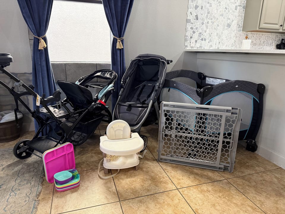 Family friendly with strollers, pack n play crib, high chair seat, gate, toddler plates and bowls