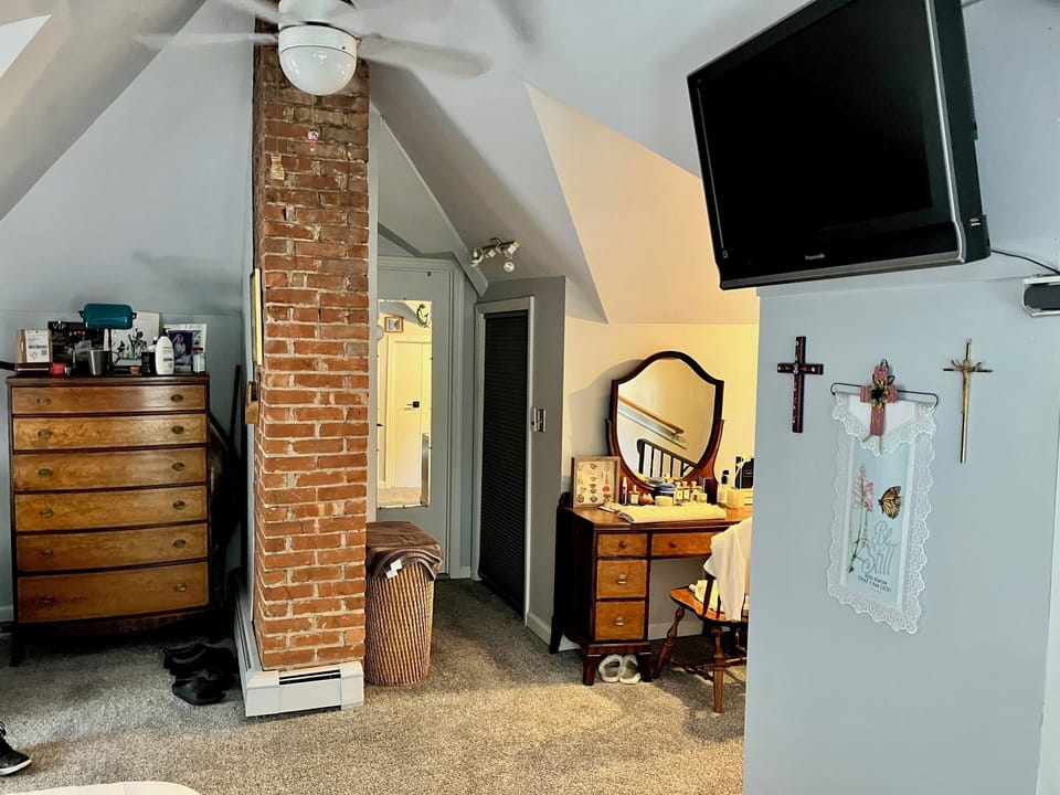 3rd Floor BR Area