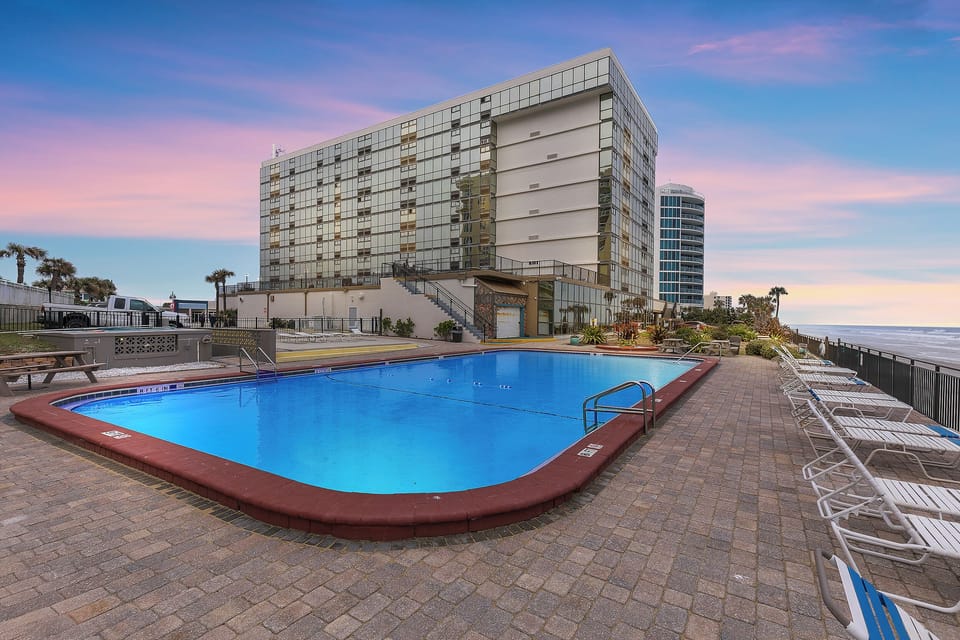 Beachfront Pool