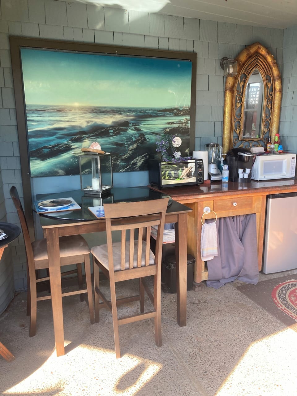 Covered patio refrig, coffee maker