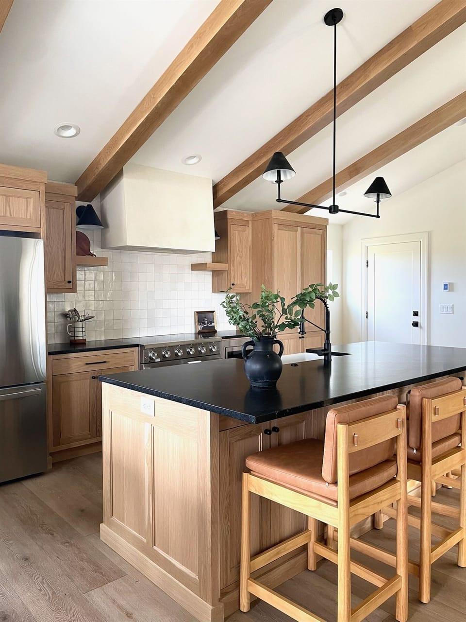 Breakfast at the kitchen island