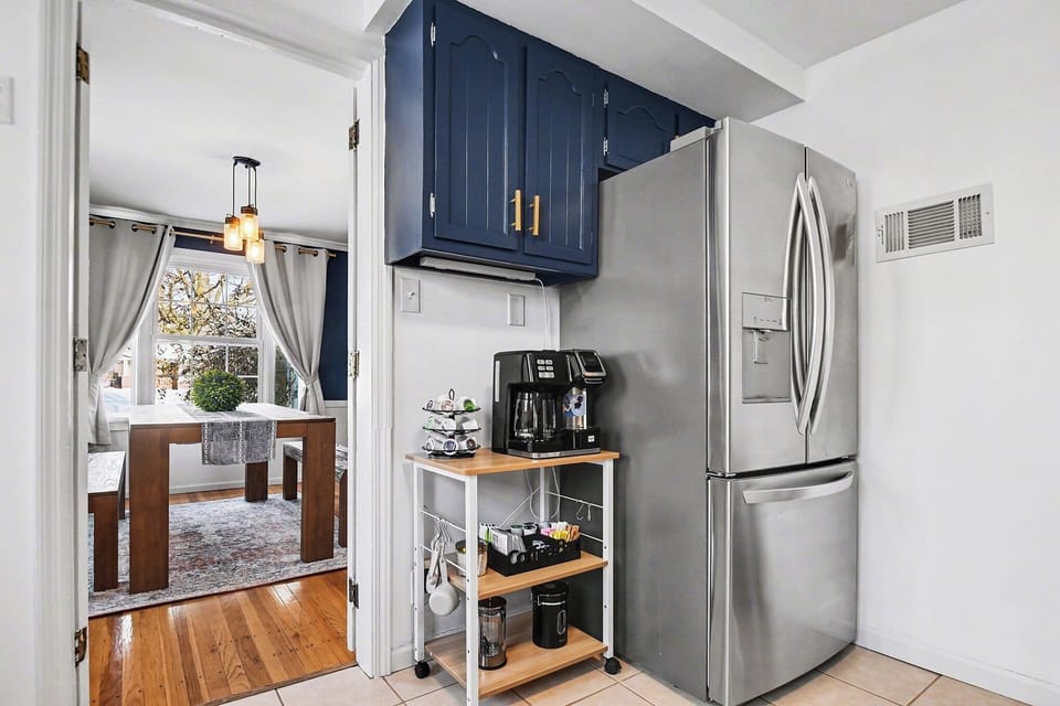 Fully equipped kitchen with modern appliances
