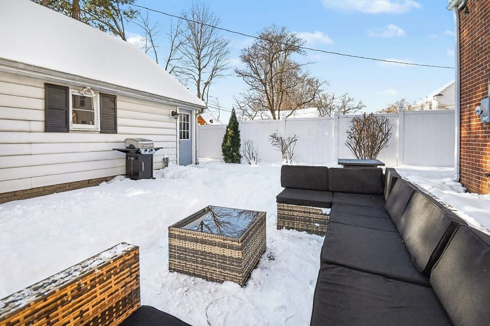 Backyard space for relaxing outdoors