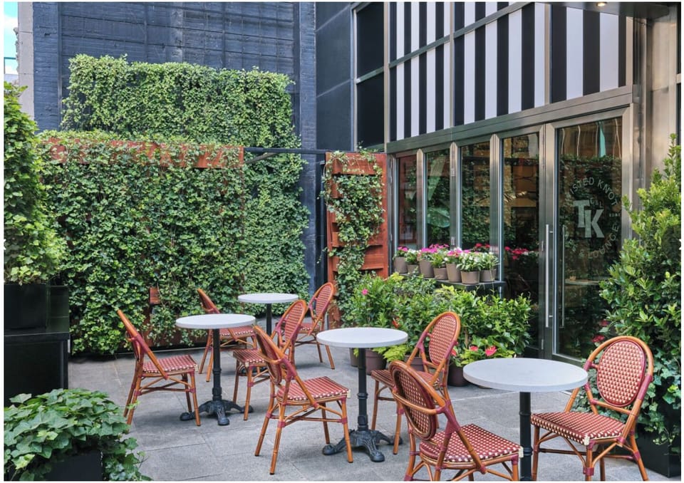Outdoor dining