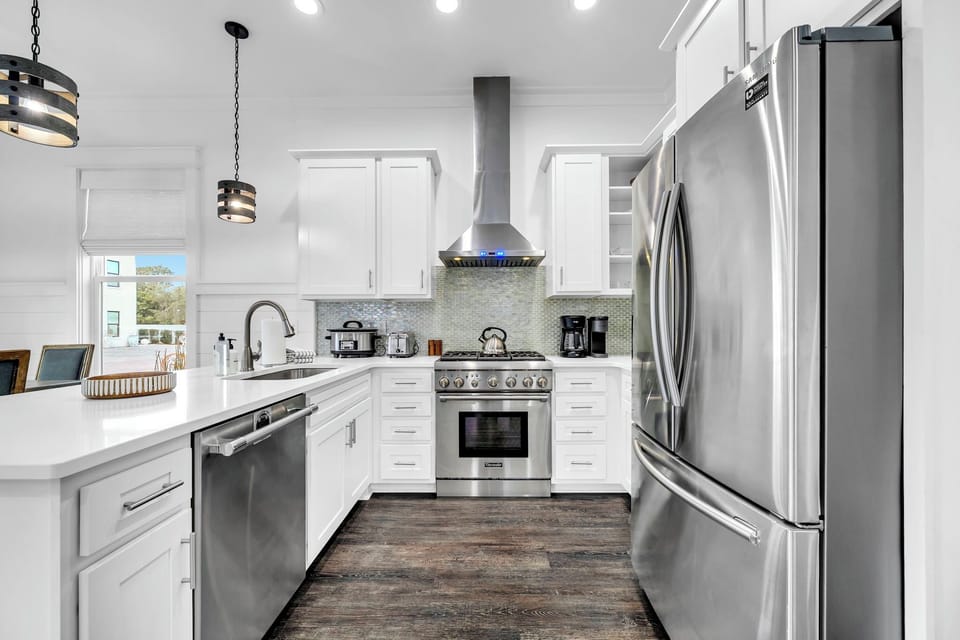 Fully equipped kitchen for all your cooking needs