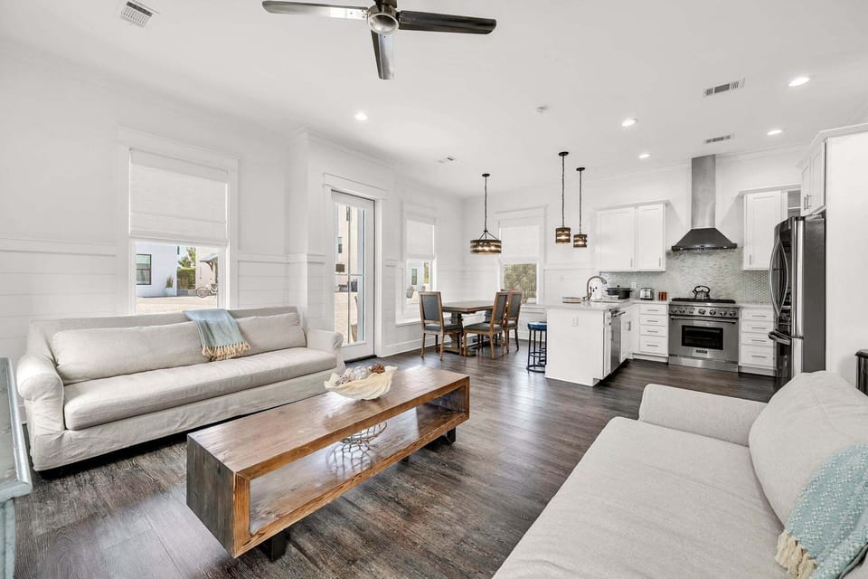 Seamless open-plan living and dining