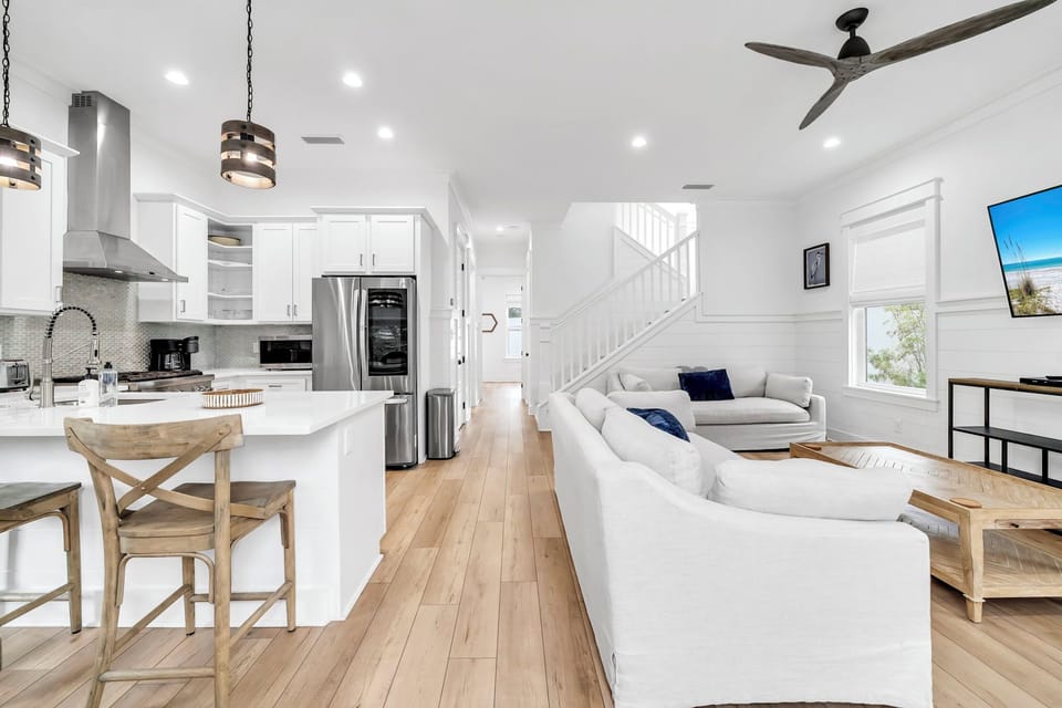 Seamless open-plan living and dining