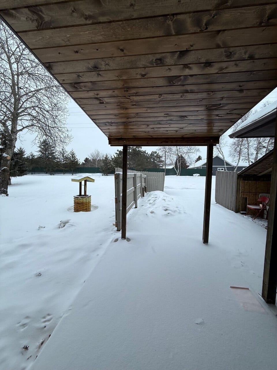 Seasonal outdoor patio offering a secluded space for lodge guests.