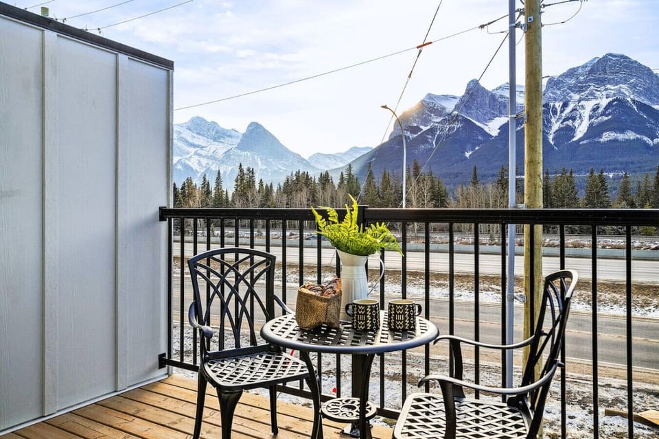 Stunning view of the mountains from the unit.