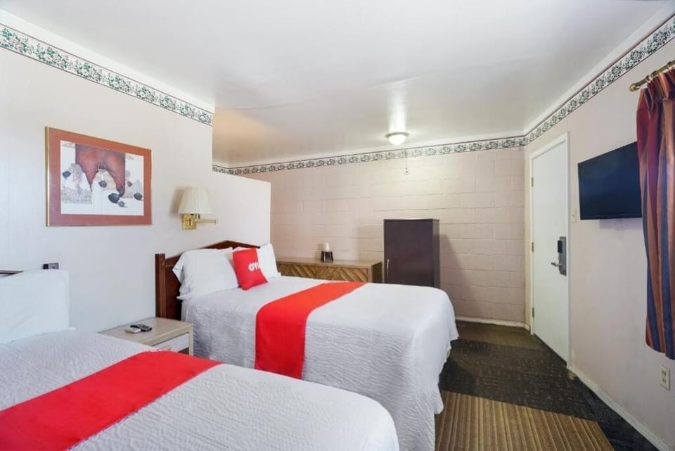 Bedroom. Interior and views may vary based on location and availability.