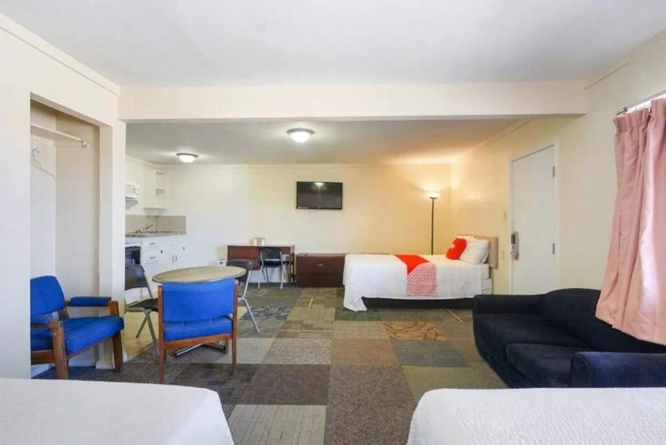 Bedroom. Interior and views may vary based on location and availability.