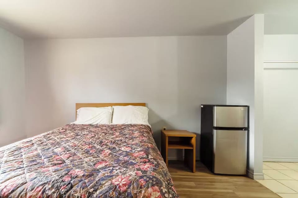 Bedroom. Interior and views may vary based on location and availability