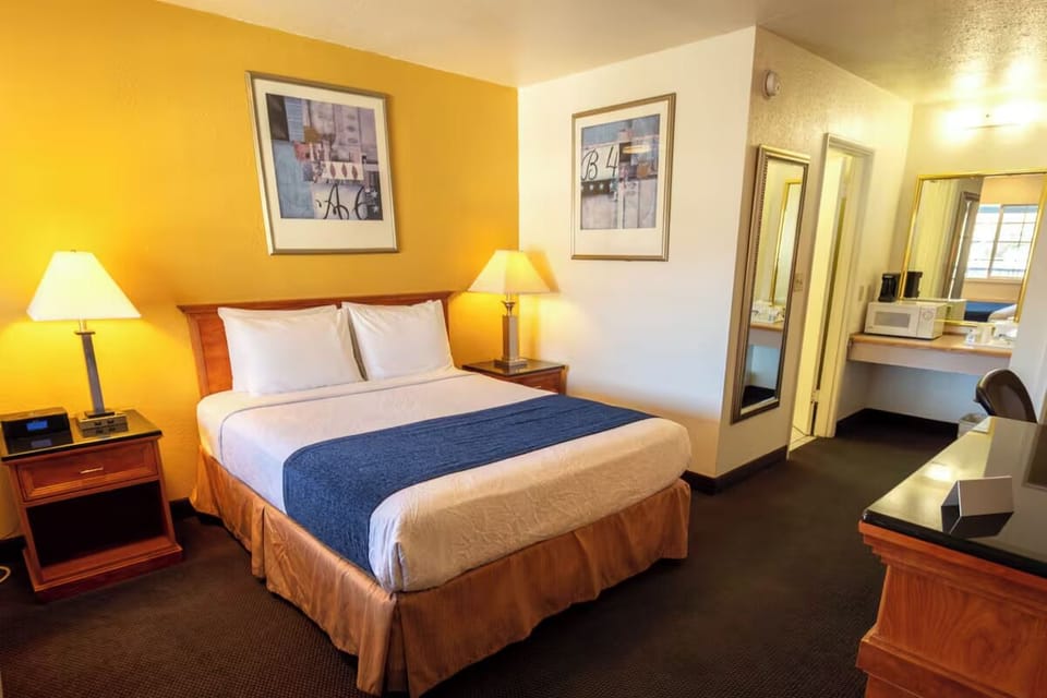 Bedroom. Interior and views may vary based on location and availability