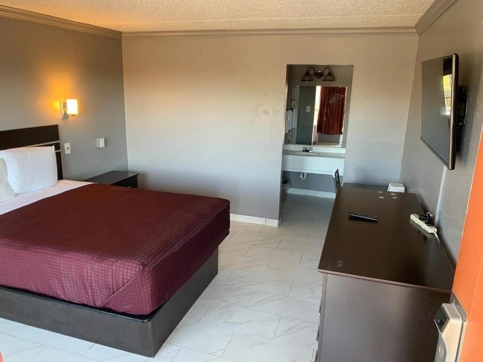 Bedroom. Interior and views may vary based on location and availability.