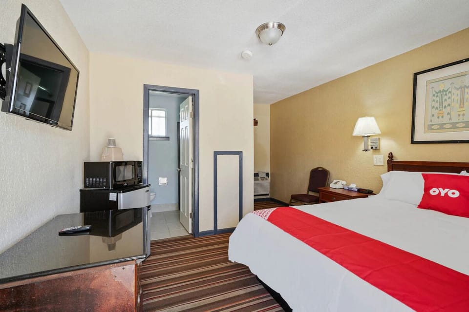 Bedroom. Interior and views may vary based on location and availability