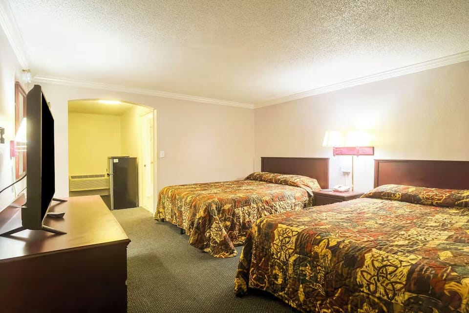 Share the space comfortably with two beds for everyone to sleep.