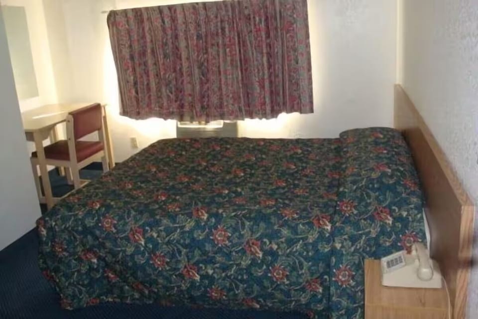 Bedroom. Interior and views may vary based on location and availability.