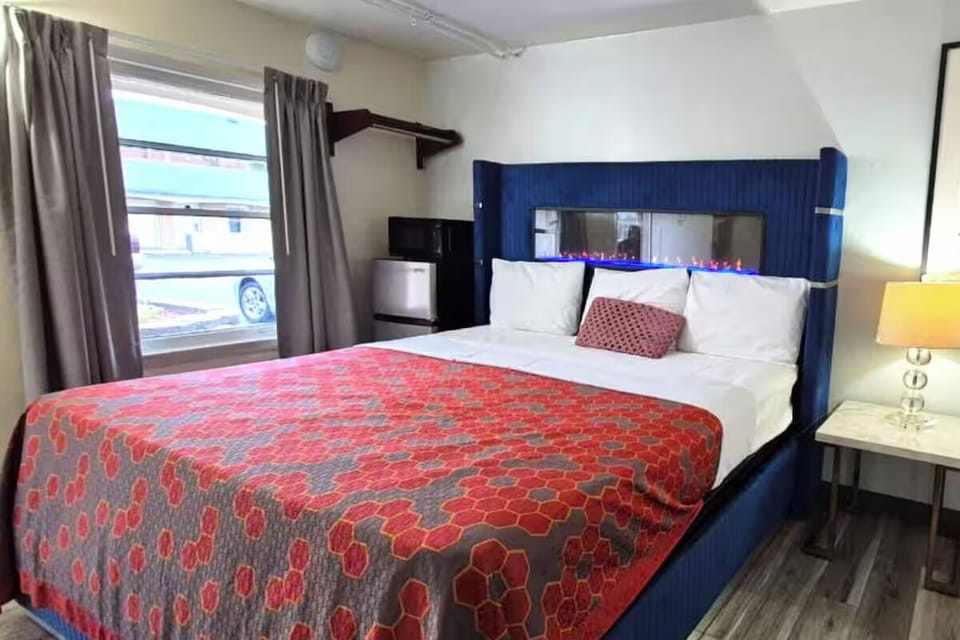 Bedroom. Interior and views may vary based on location and availability