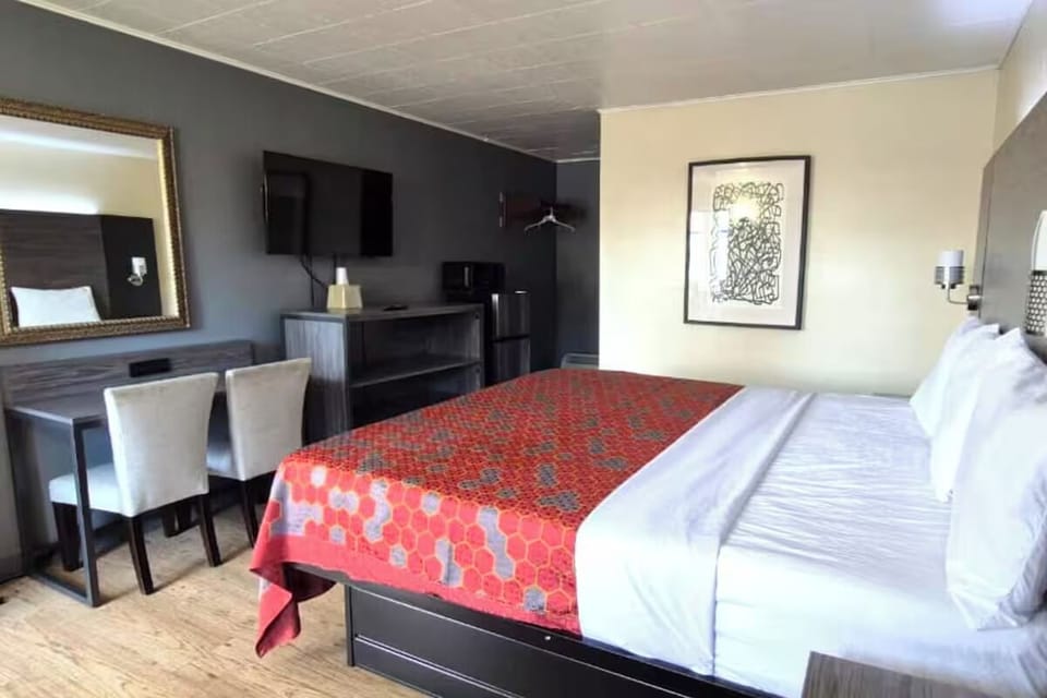 Bedroom. Interior and views may vary based on location and availability