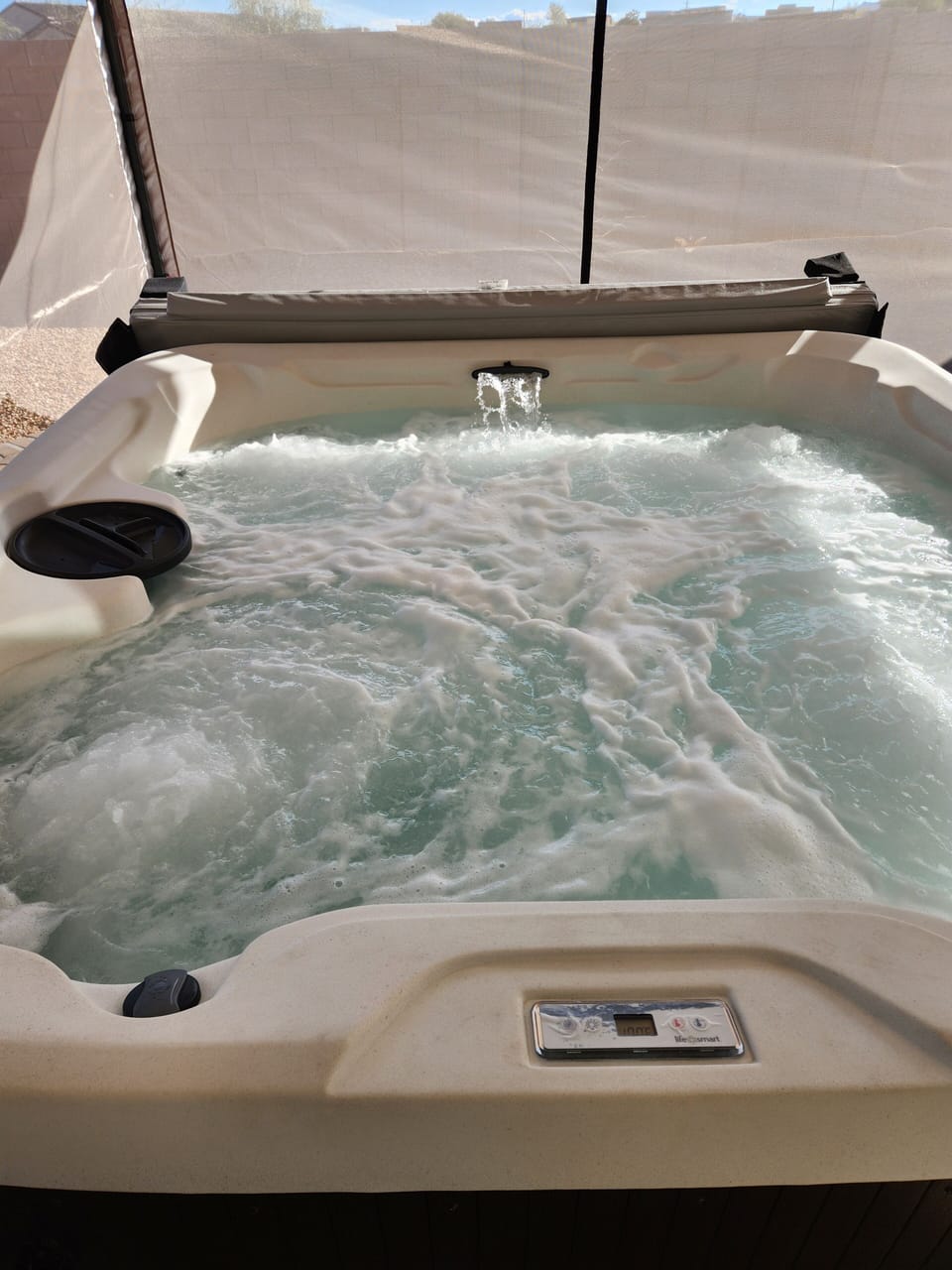 Outdoor spa tub