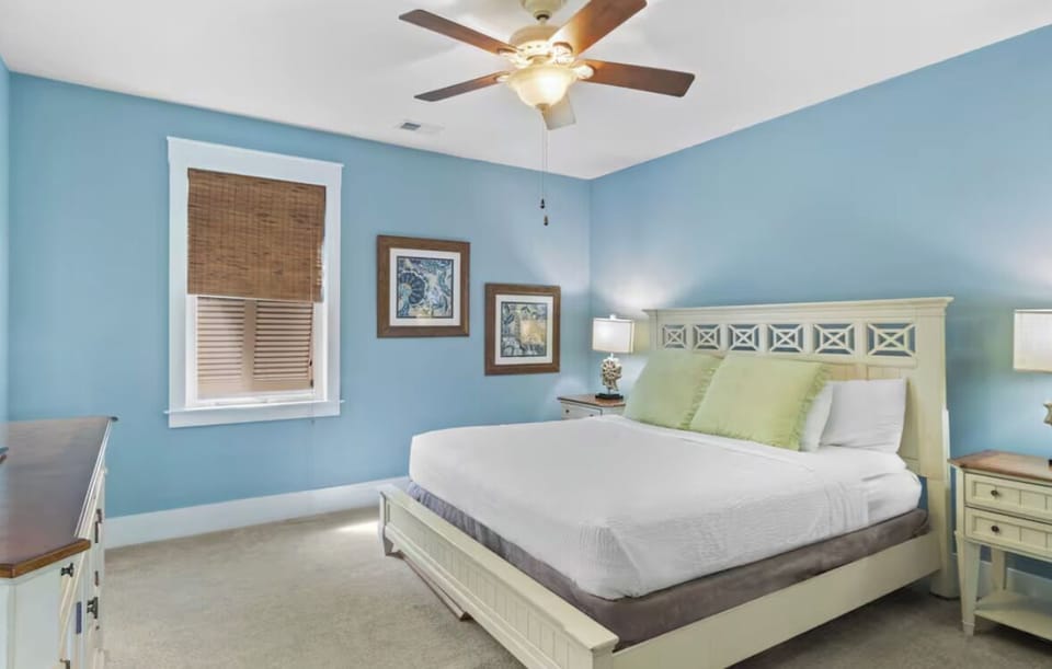 Bedroom. Interior and views may vary based on location and availability