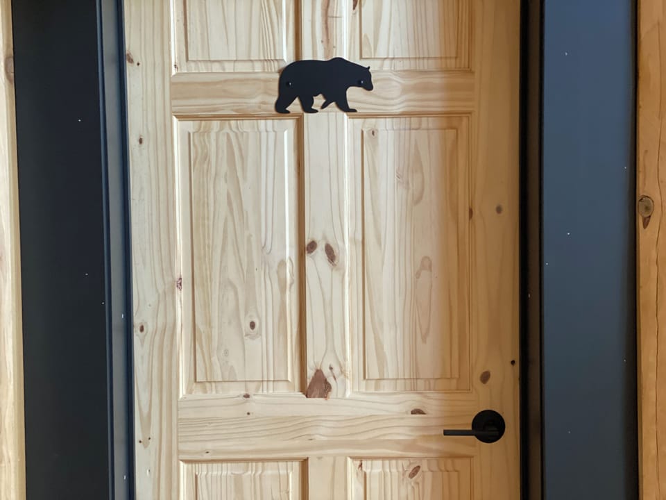Bedroom 1 - Bear room