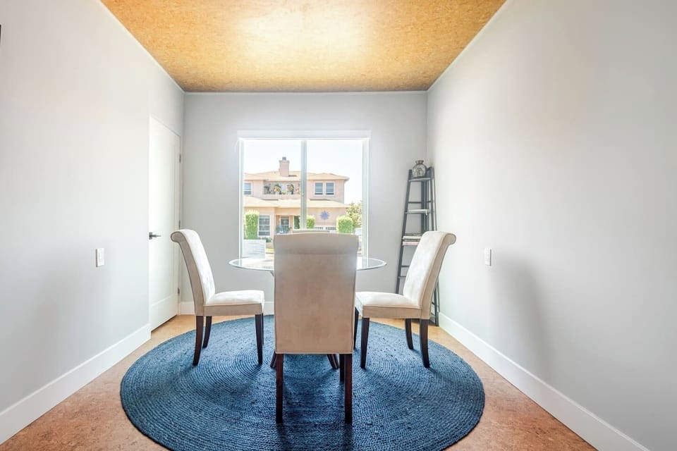 Dining area has a few steps inside: ideal for dinners and board games.