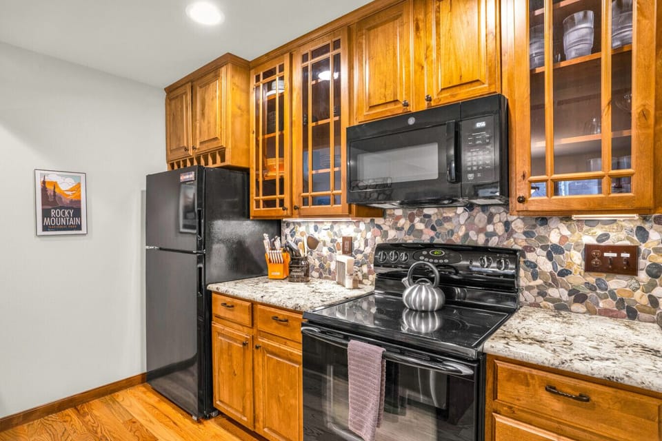 Kitchen is fully stocked with supplies to cook