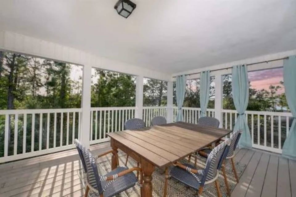 Lovely outside dining area